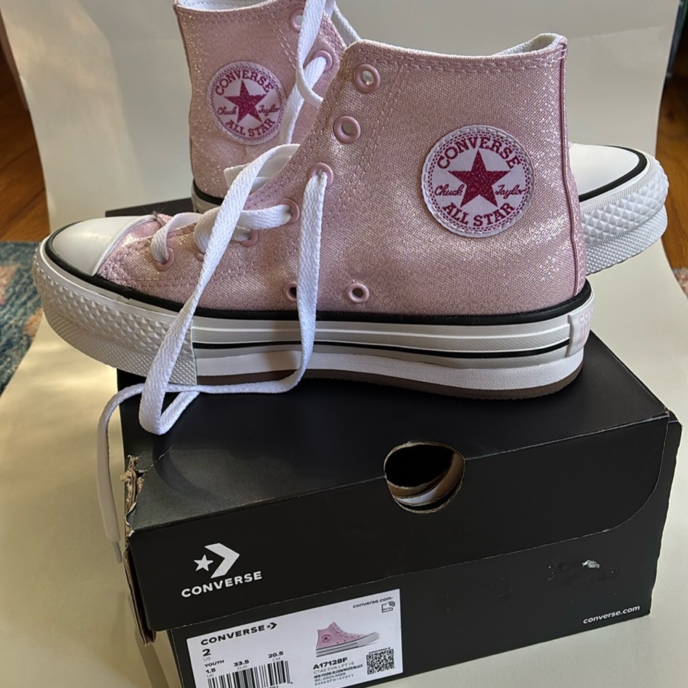 Converse EVA LIFT HI Youth Girls Size 2 in New Found Bloom NIB